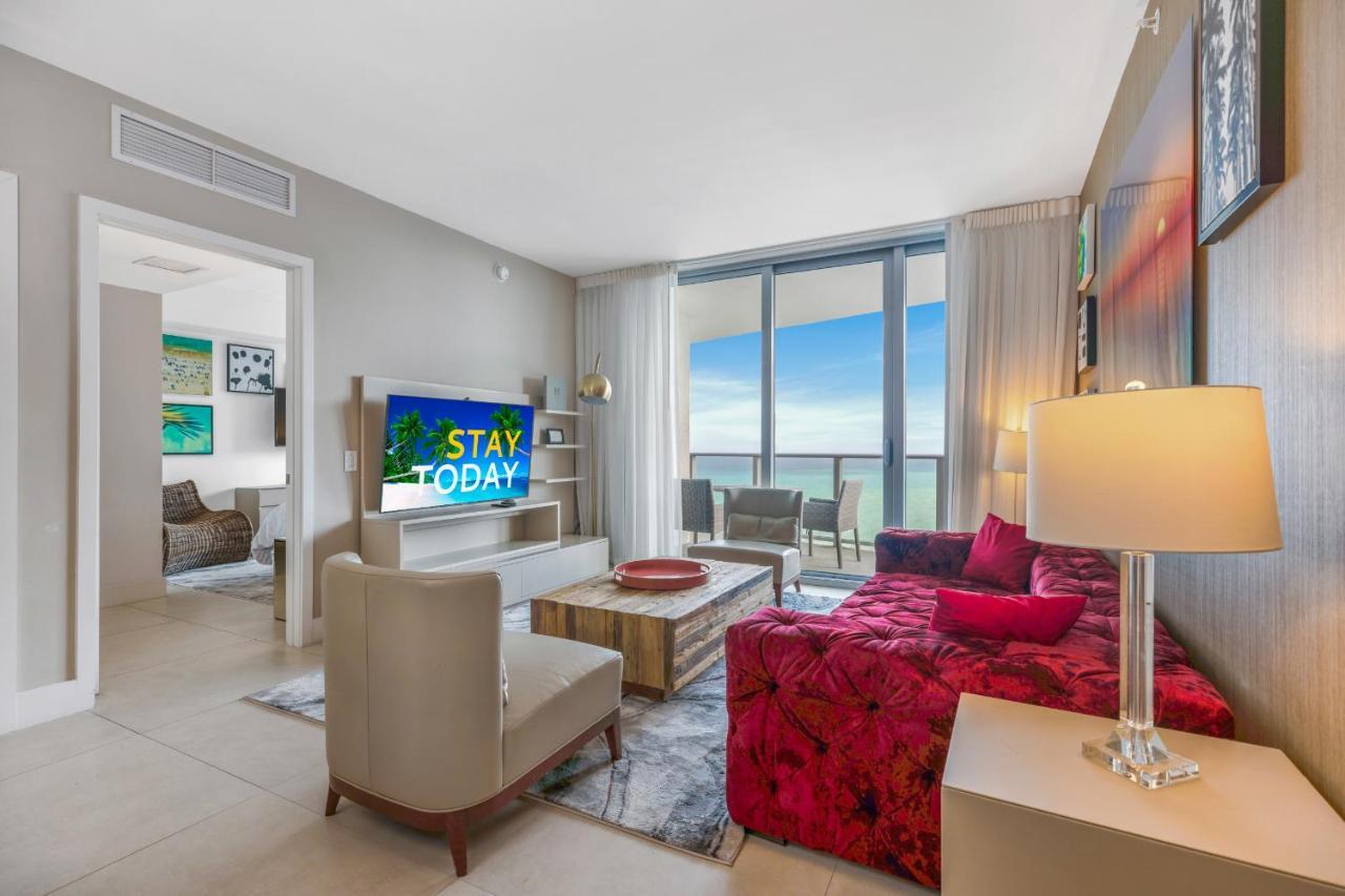 Seashore Resort - 2 Bedroom Right On The Beach Direct Ocean-View With Amenities On The Rooftop Hollywood Eksteriør bilde
